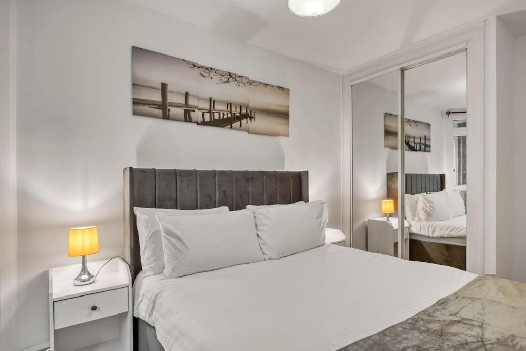 Peaceful 2-Bed South Bank Apartment London Exterior photo